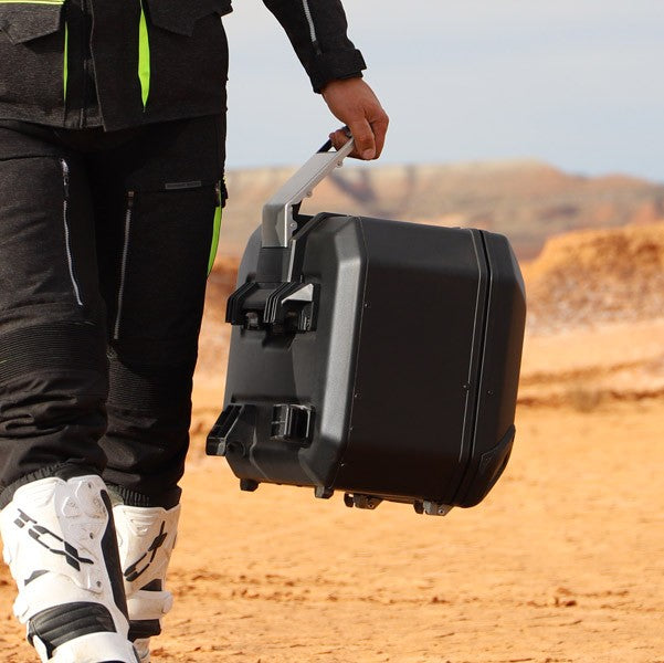 MALETA LATERAL DERECHA TR47R TERRA BLACK EDITION